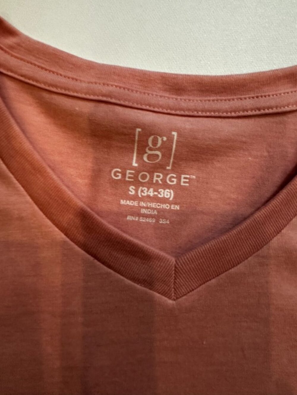 George Mens Moisture Wicking V Neck Tee Size Small 34-36 Dusty Rose Heather - Picture 6 of 7